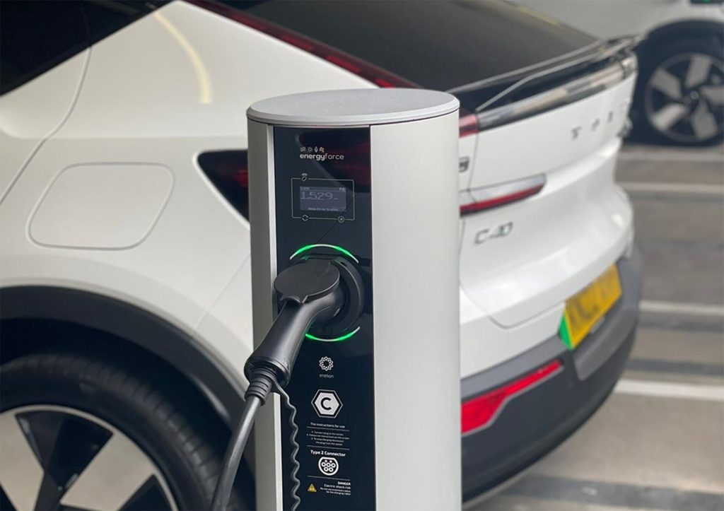 Volvo EnergyForce Vertical Charger